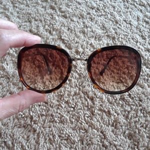 Women's Tahari Sunglasses